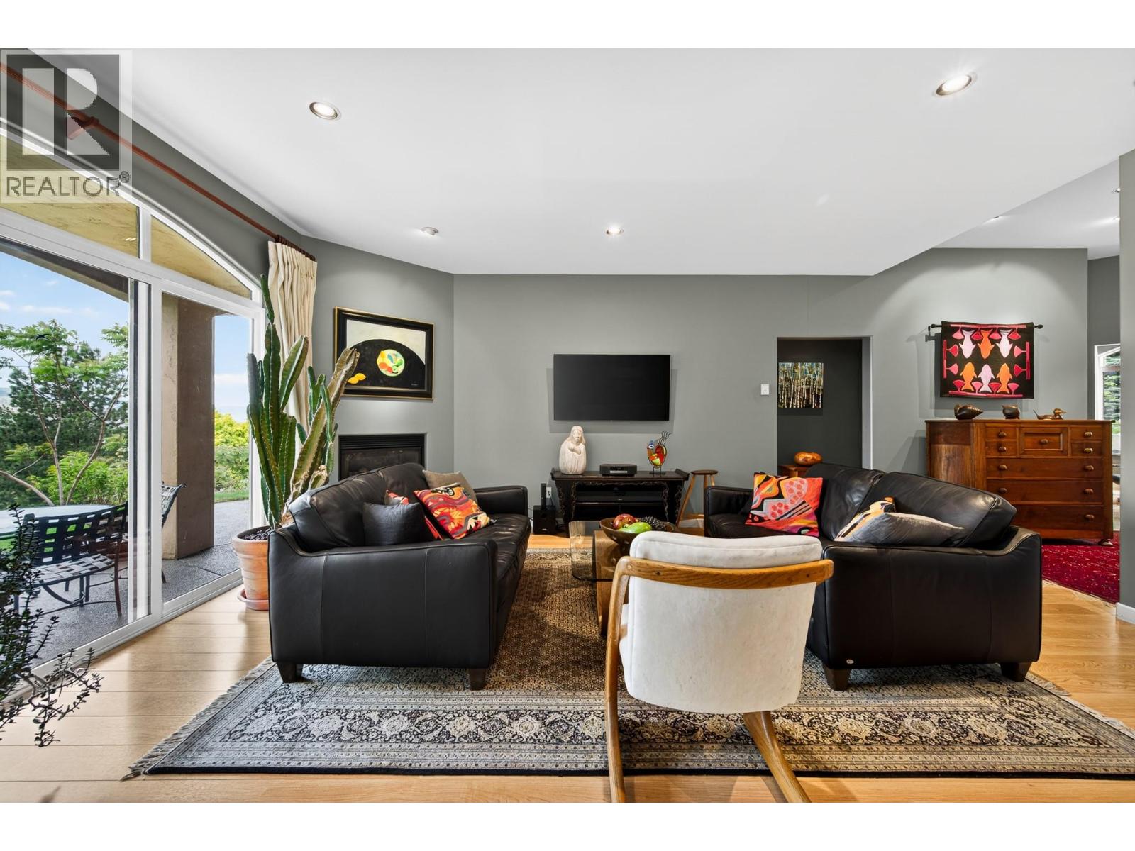 792 Rosewood Crescent - 10