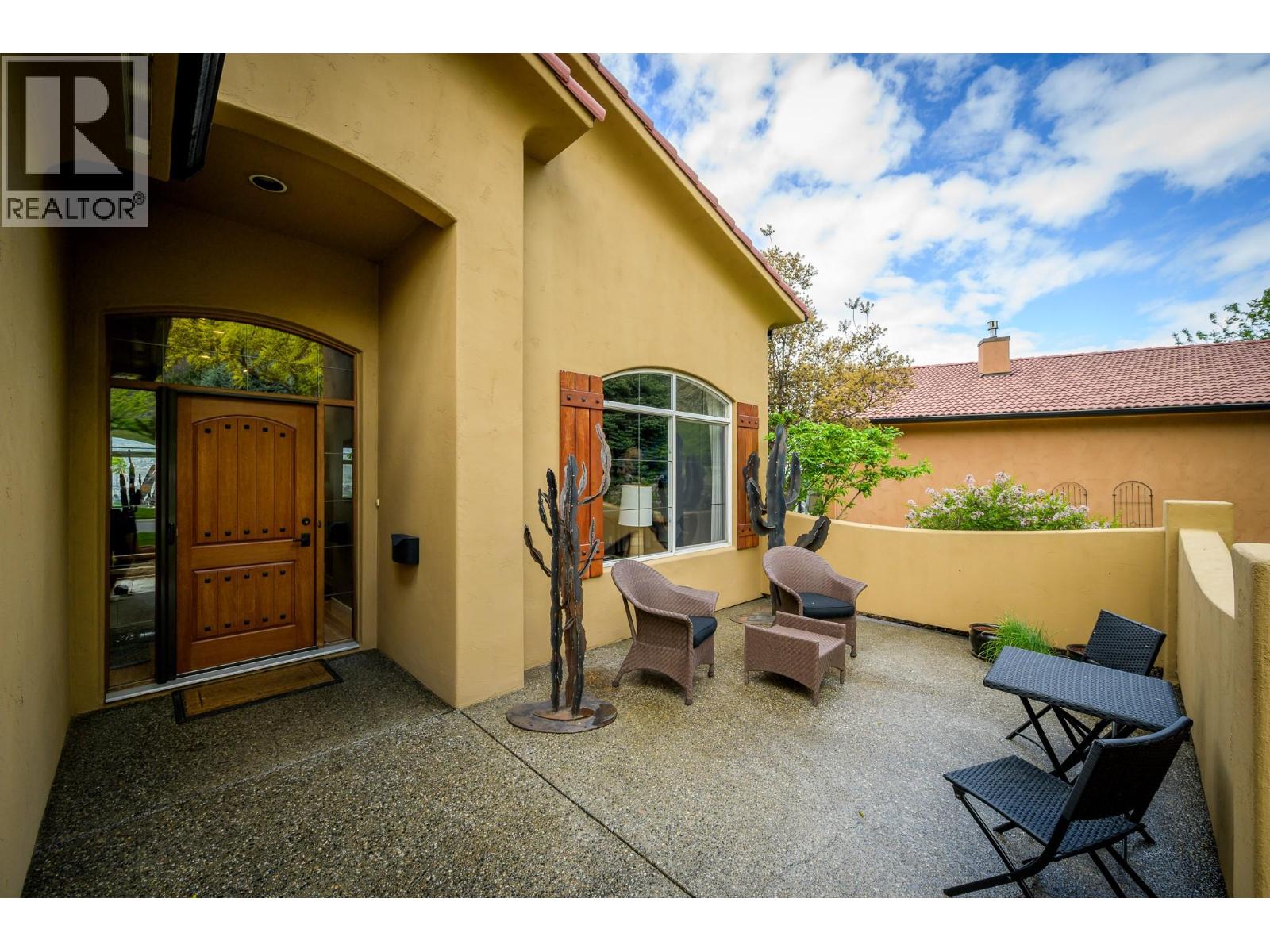 792 Rosewood Crescent - 30
