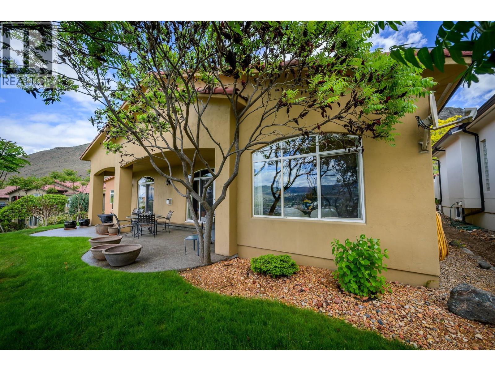 792 Rosewood Crescent - 32