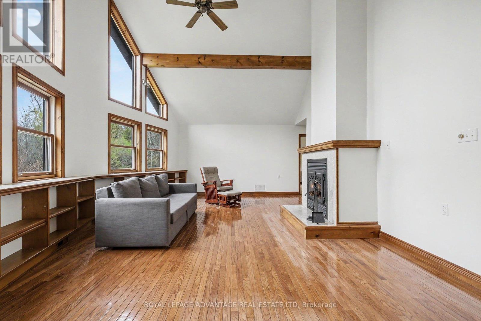 2844 TENNYSON ROAD - 12
