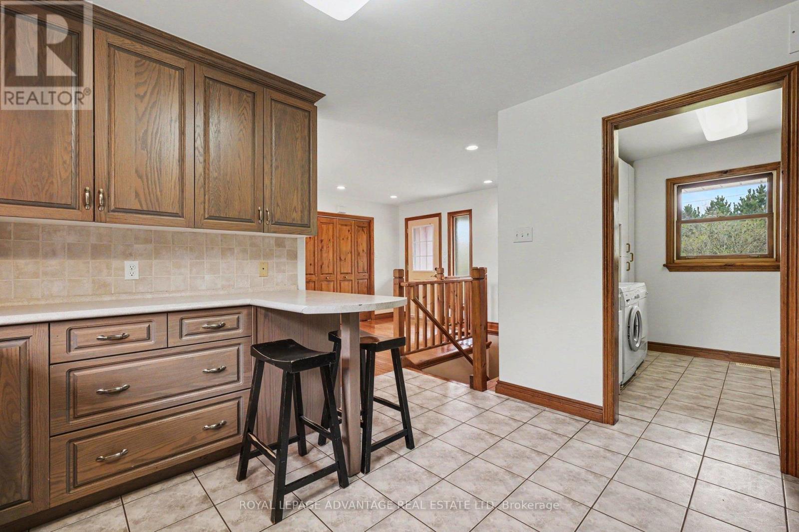 2844 TENNYSON ROAD - 14