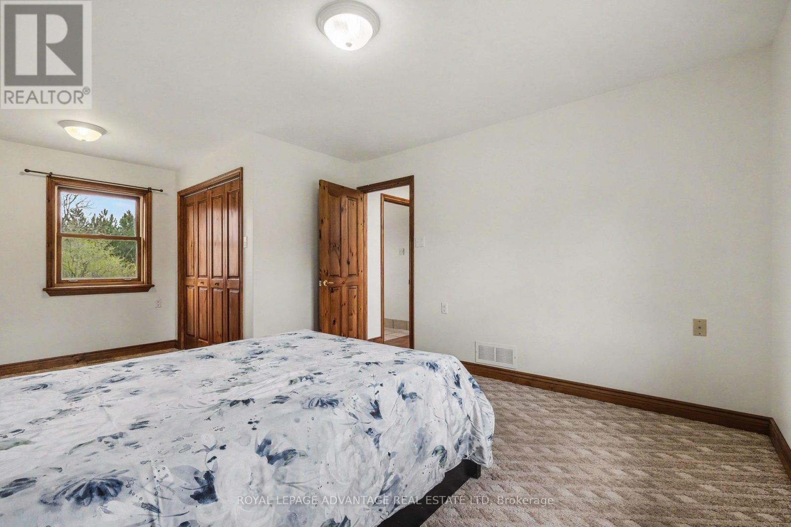 2844 TENNYSON ROAD - 19