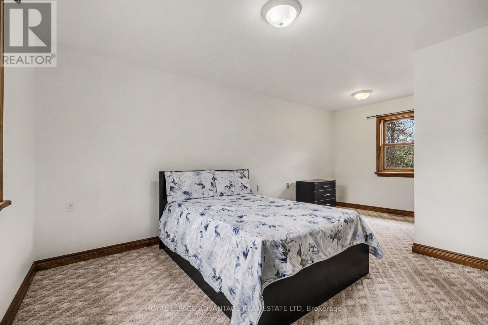 2844 TENNYSON ROAD - 20