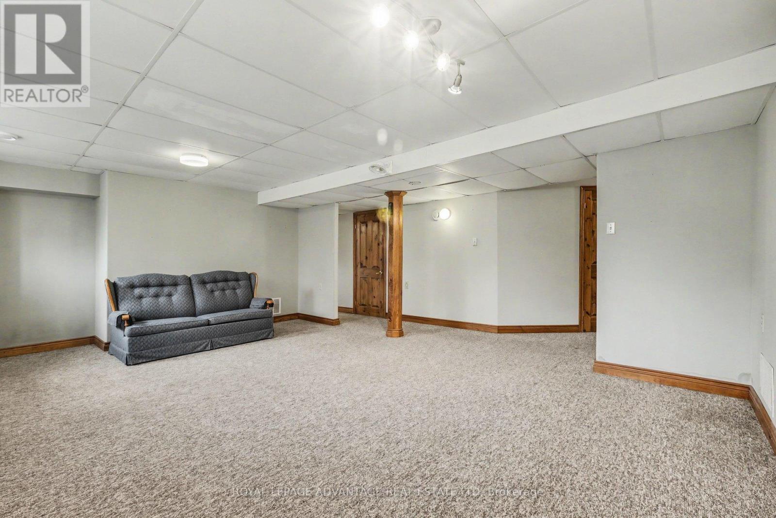 2844 TENNYSON ROAD - 24