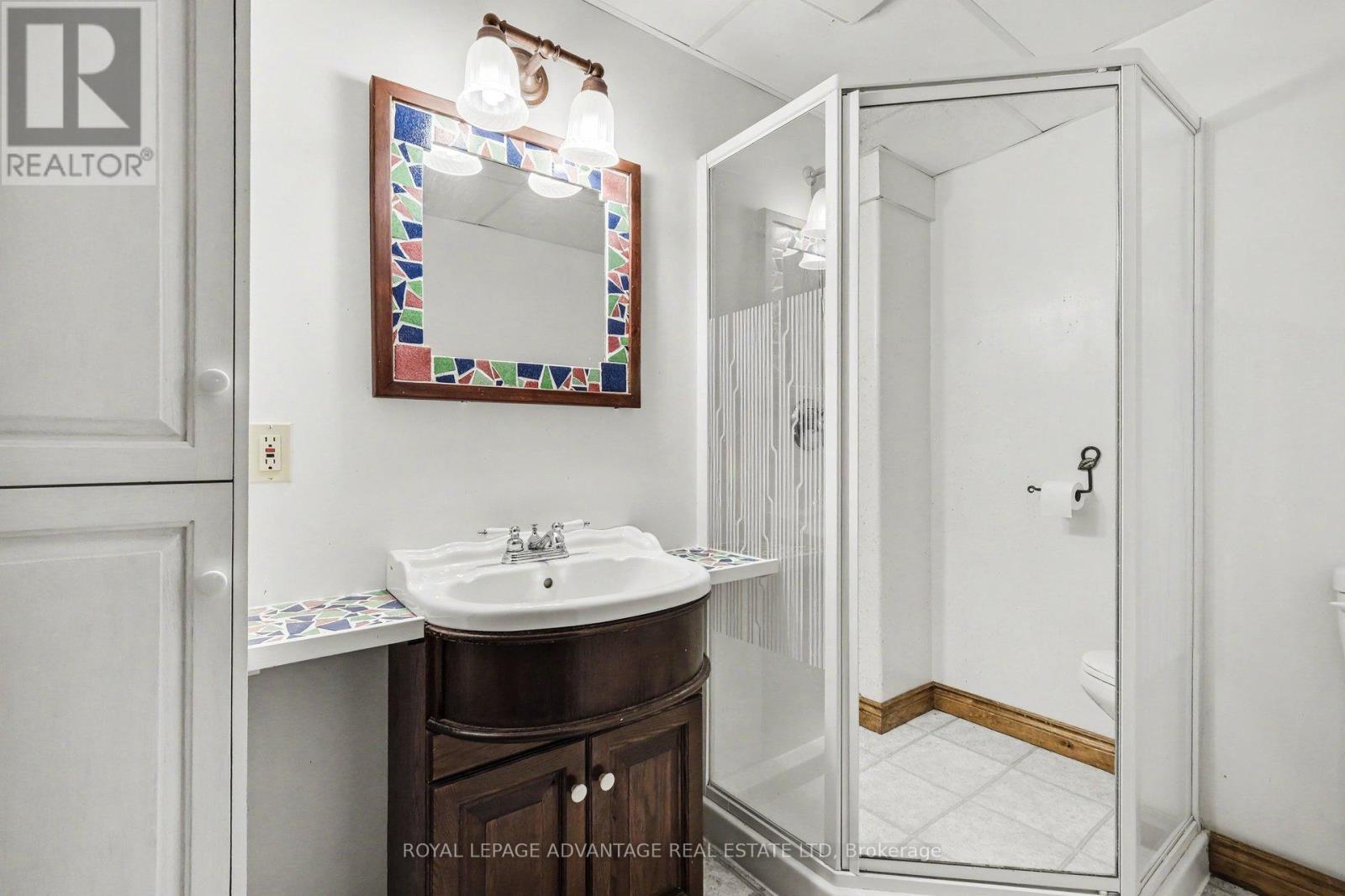 2844 TENNYSON ROAD - 27
