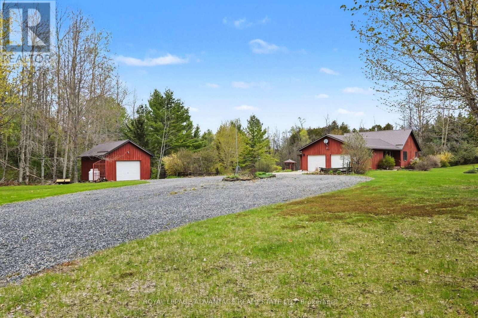 2844 TENNYSON ROAD - 30