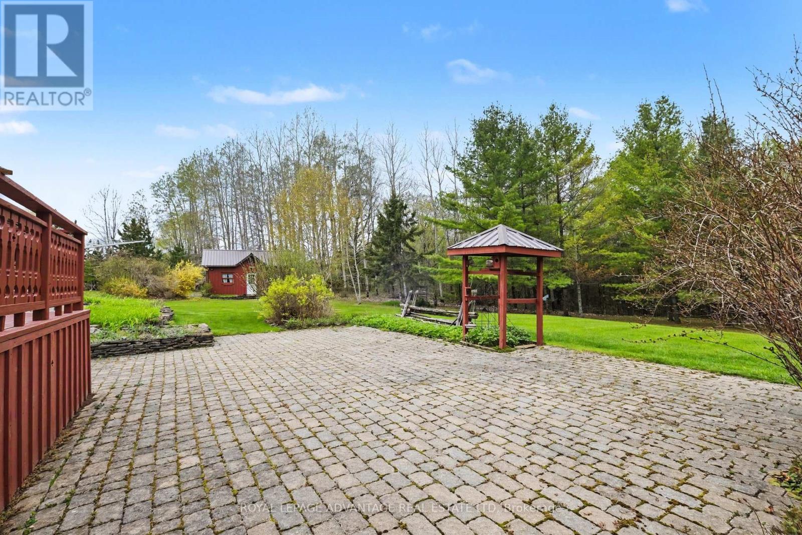 2844 TENNYSON ROAD - 32
