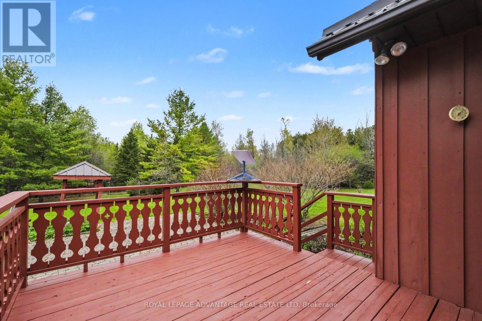 2844 TENNYSON ROAD - 34