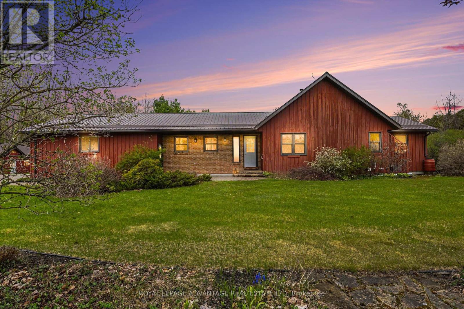 2844 TENNYSON ROAD - 4