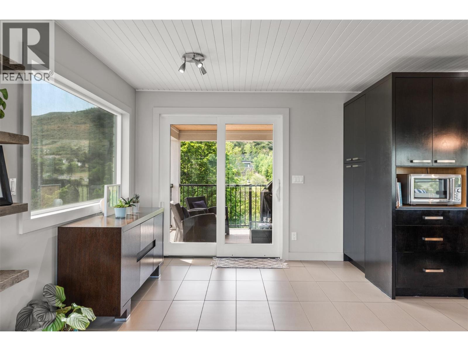 6552 Goose Lake Road, Vernon