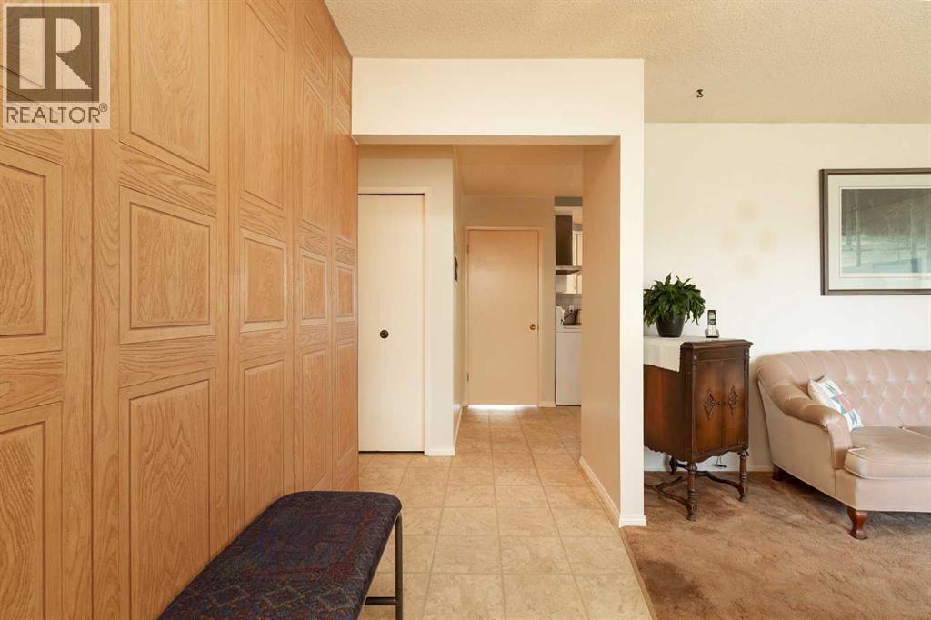 61 Park Meadows Boulevard N - Image 3