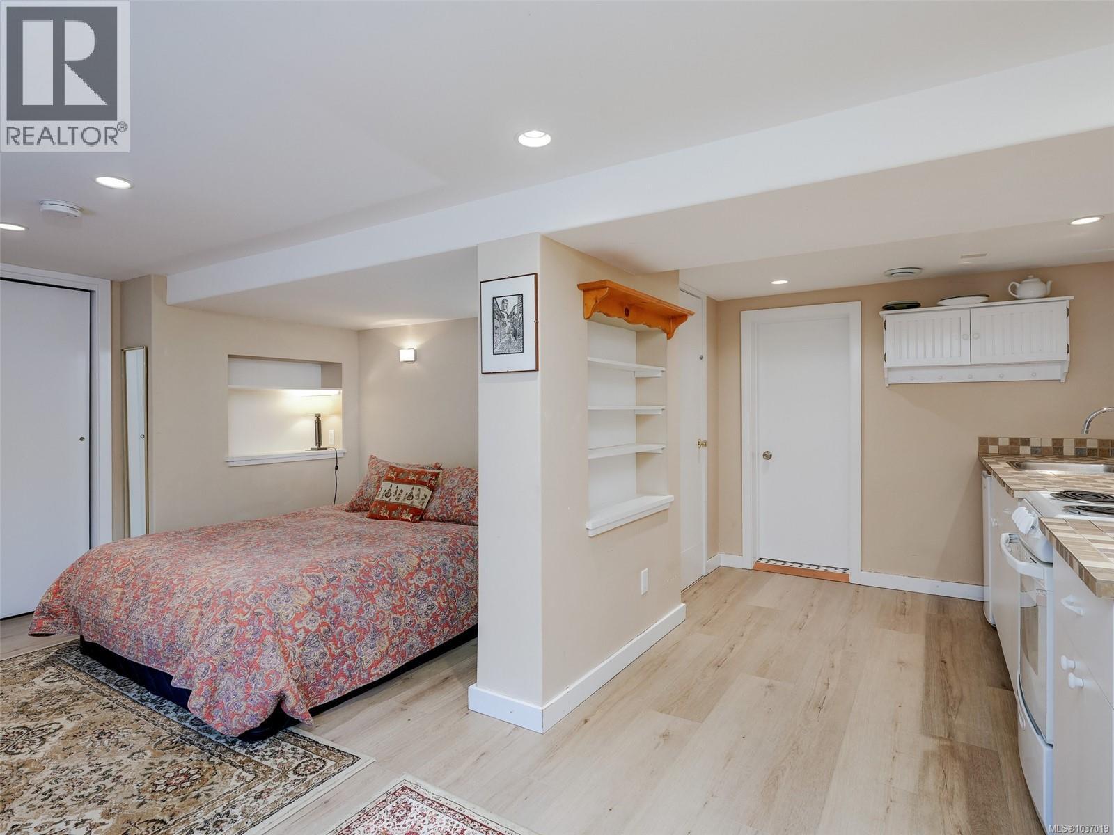 972 Wilmer St - 21