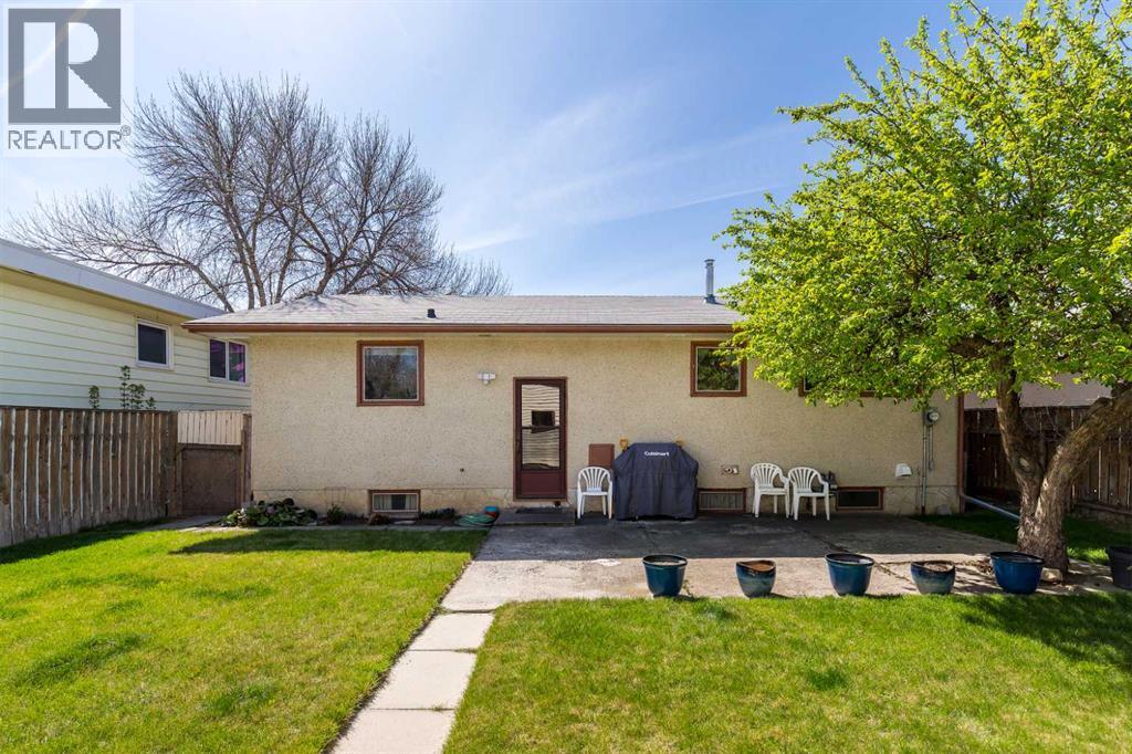 61 Park Meadows Boulevard N - 29