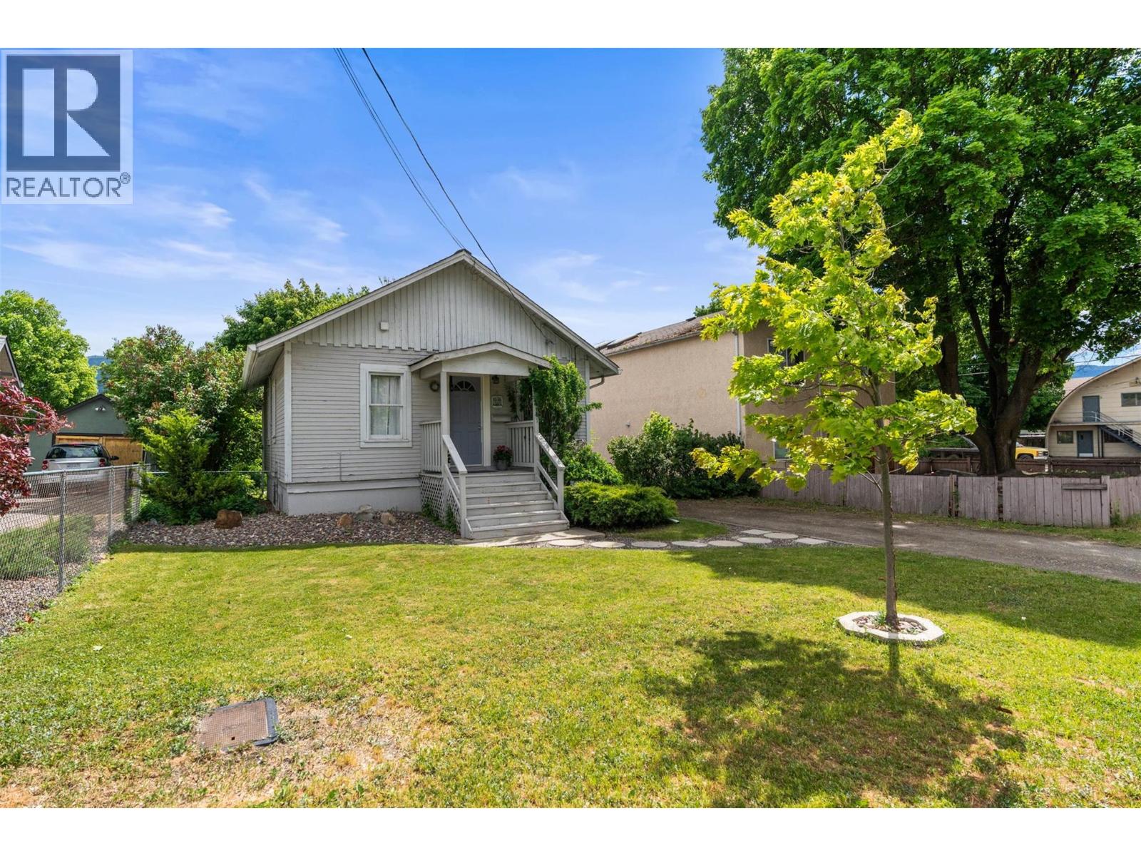 4101 30 Street, Vernon