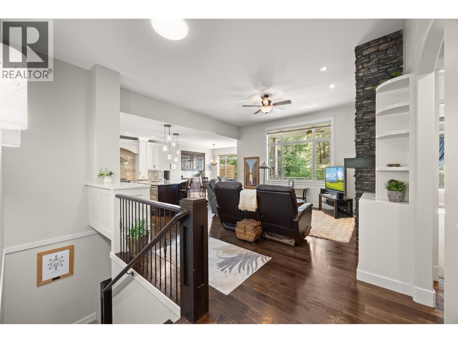  2497 Paramount Drive, West Kelowna