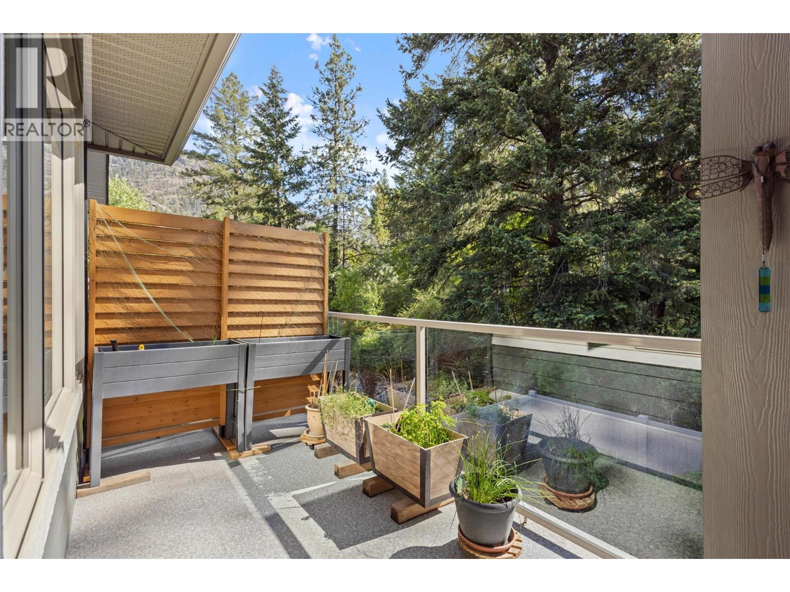 2497 Paramount Drive, West Kelowna