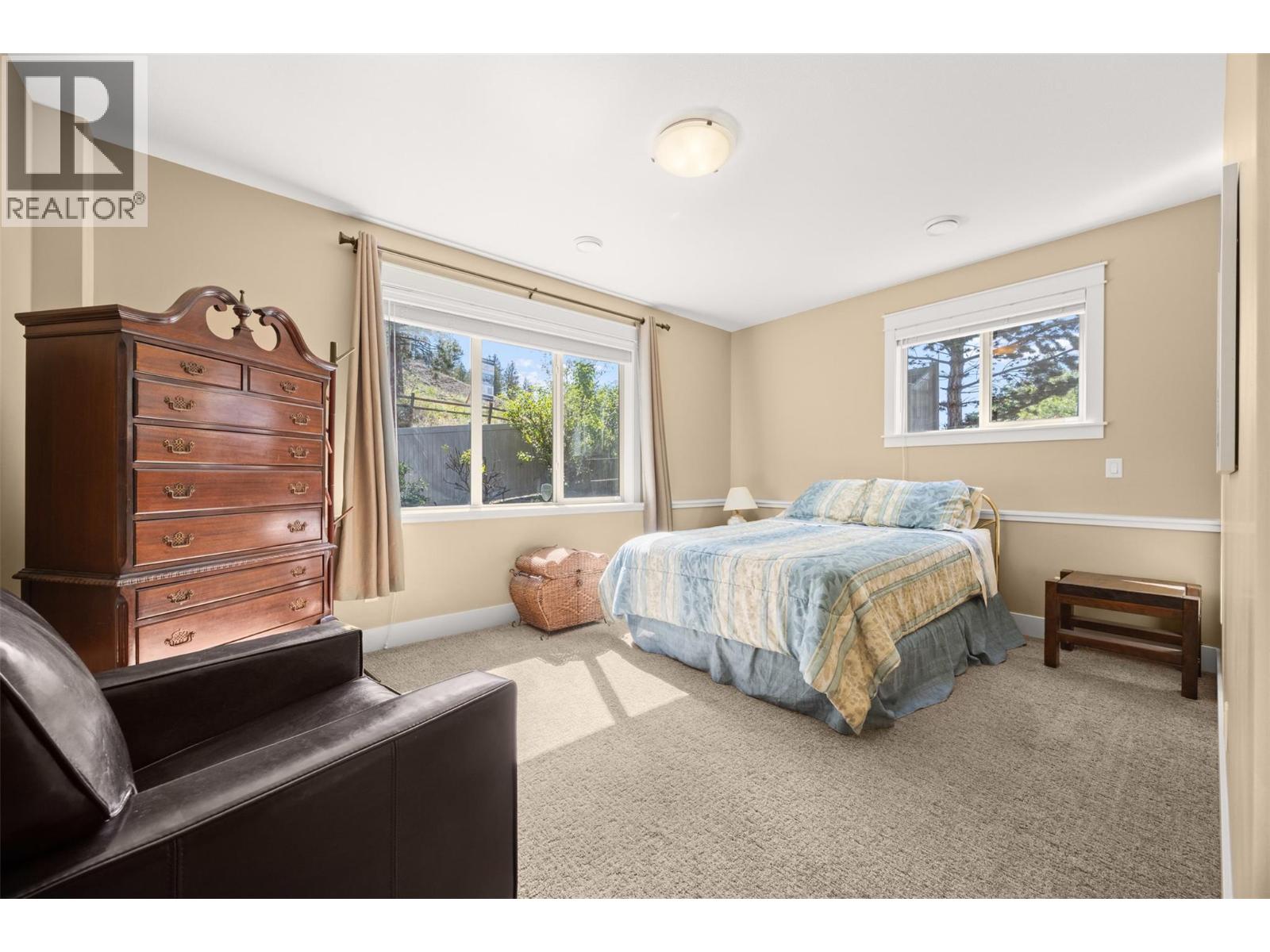 2497 Paramount Drive - 39
