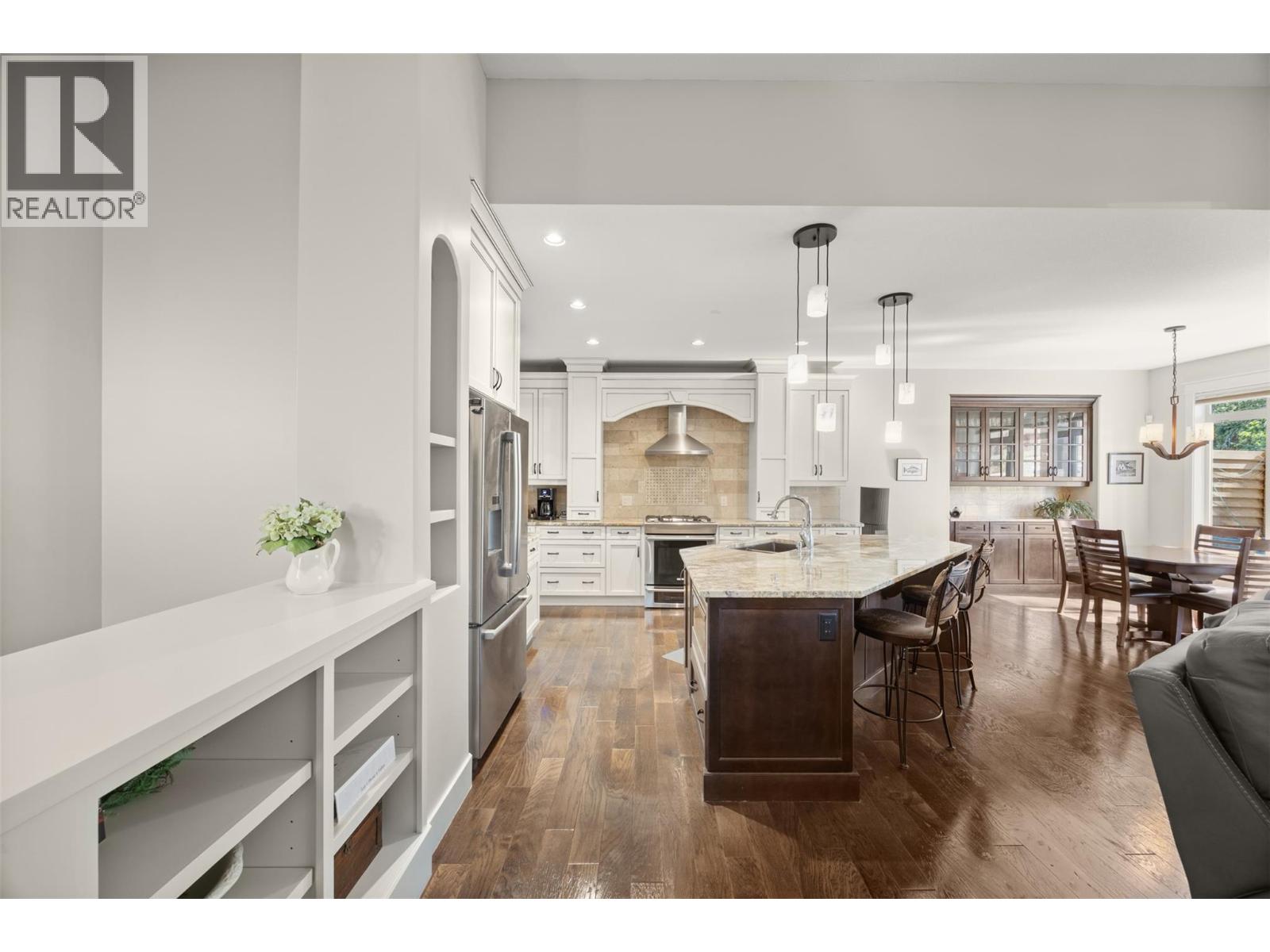  2497 Paramount Drive, West Kelowna