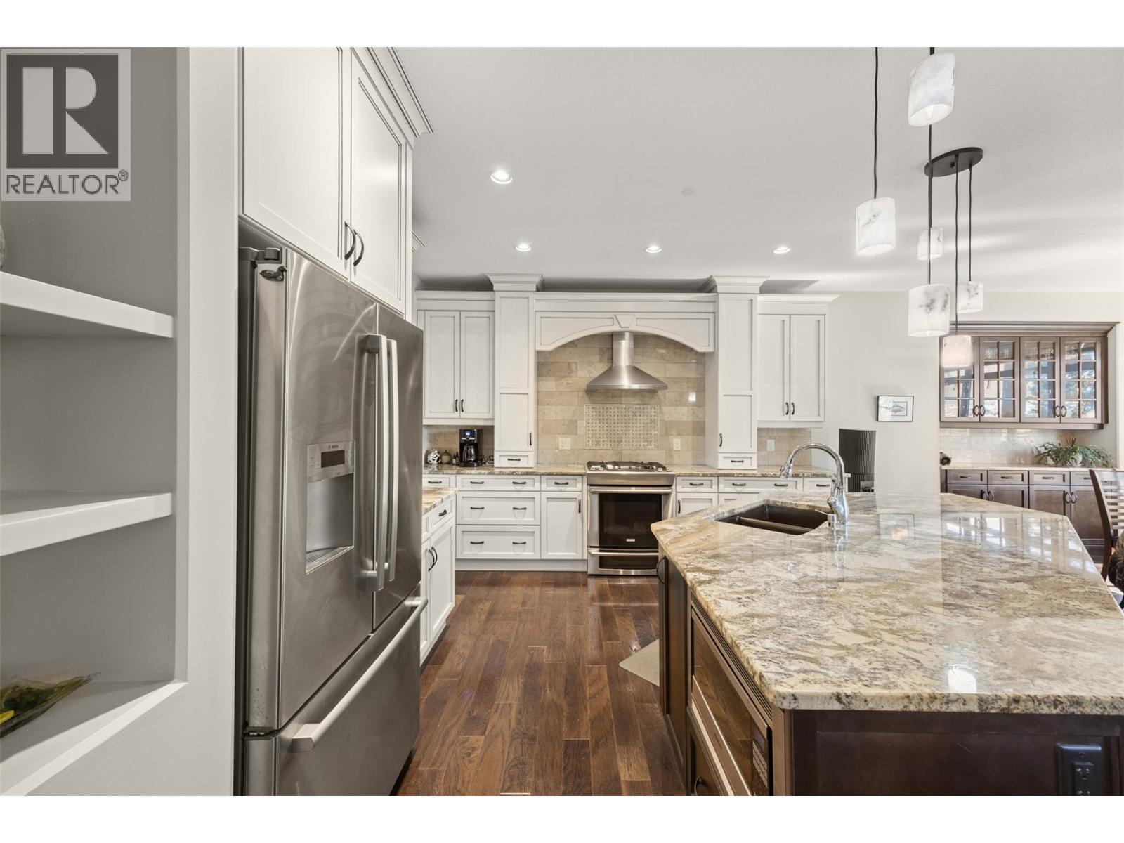  2497 Paramount Drive, West Kelowna