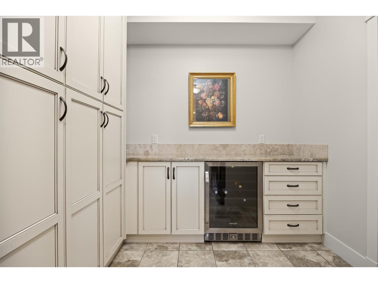 2497 Paramount Drive - 27