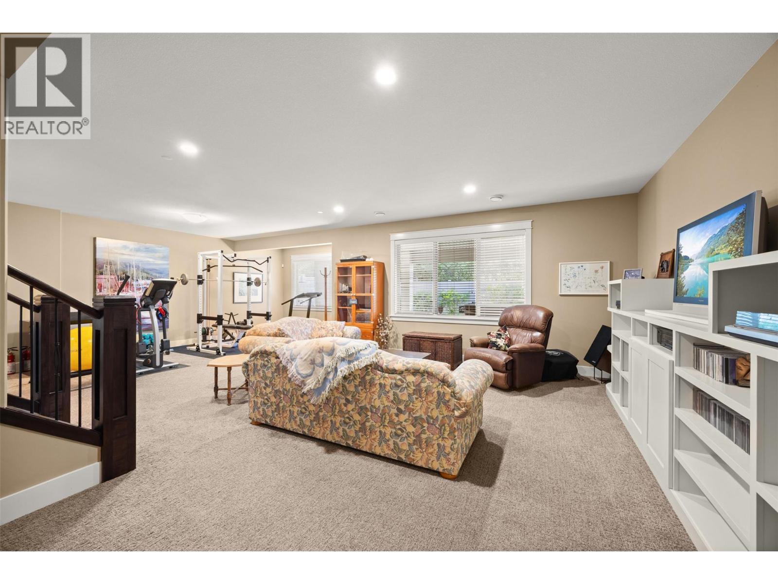  2497 Paramount Drive, West Kelowna