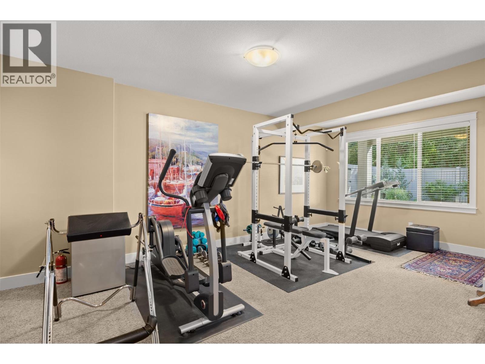  2497 Paramount Drive, West Kelowna