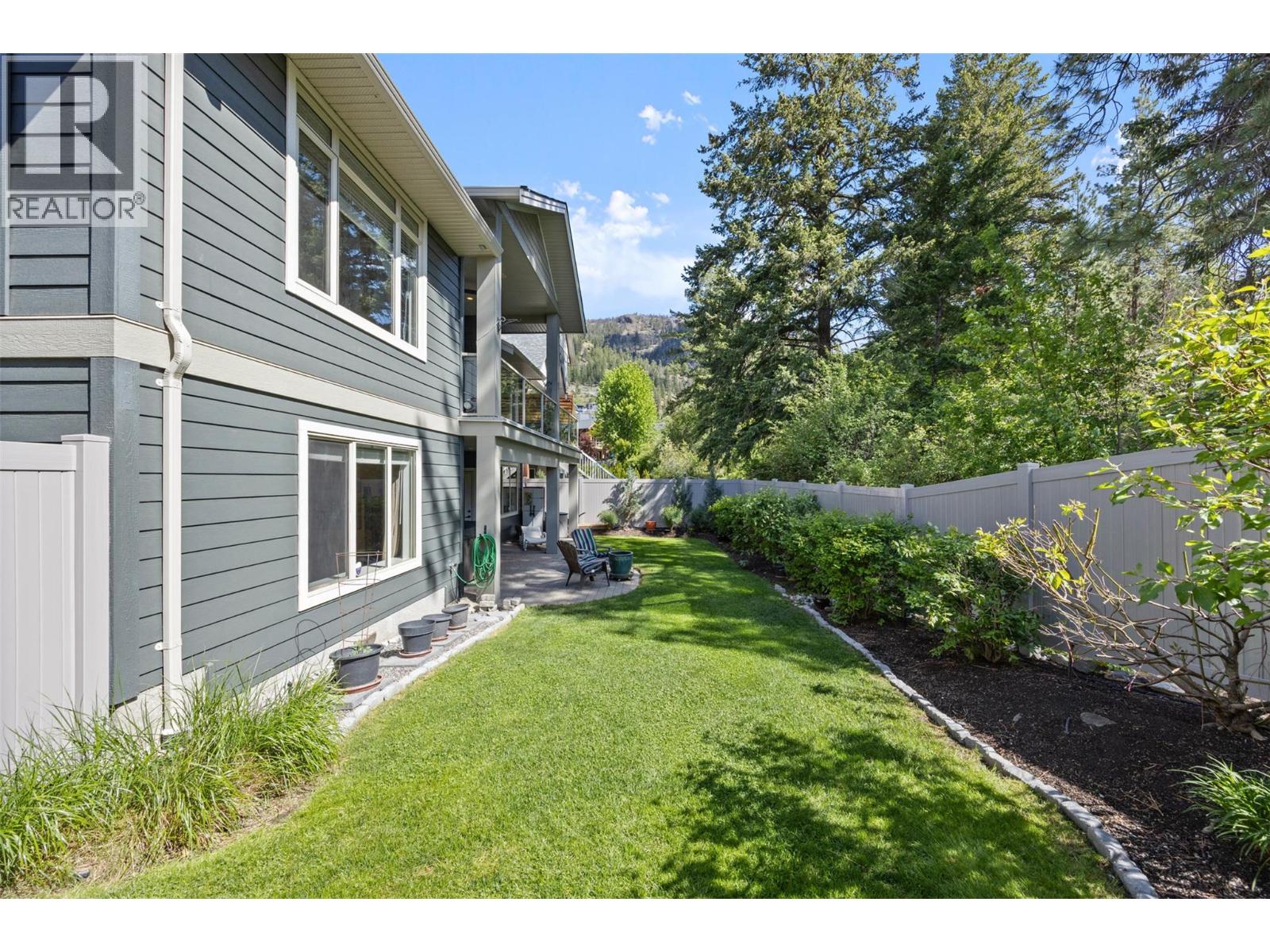  2497 Paramount Drive, West Kelowna