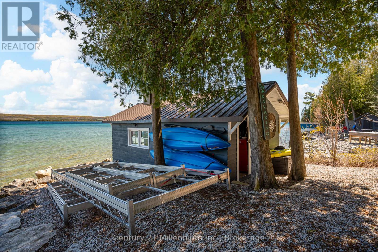 199 MALLORY BEACH ROAD - 32