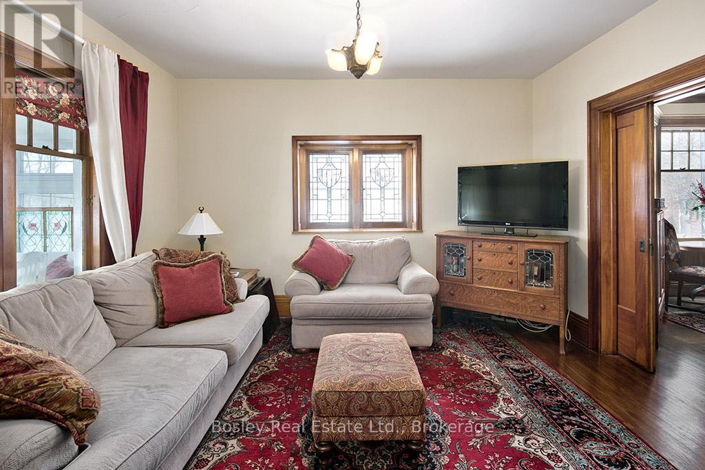 103 BROOK STREET - 17