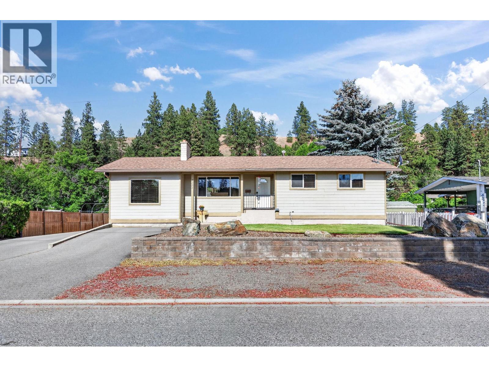 1355 Pasadena Road - 1