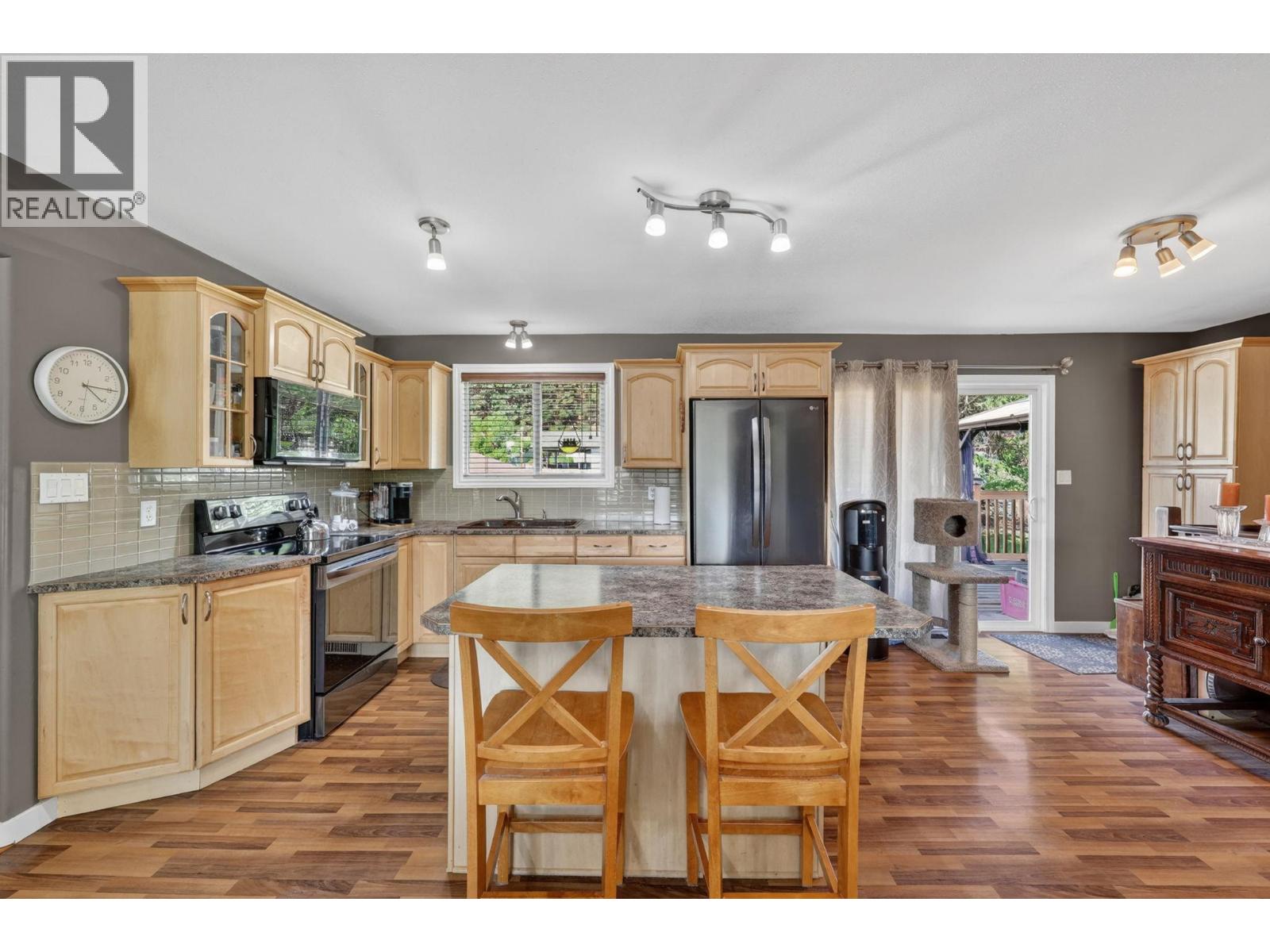 1355 Pasadena Road - 4