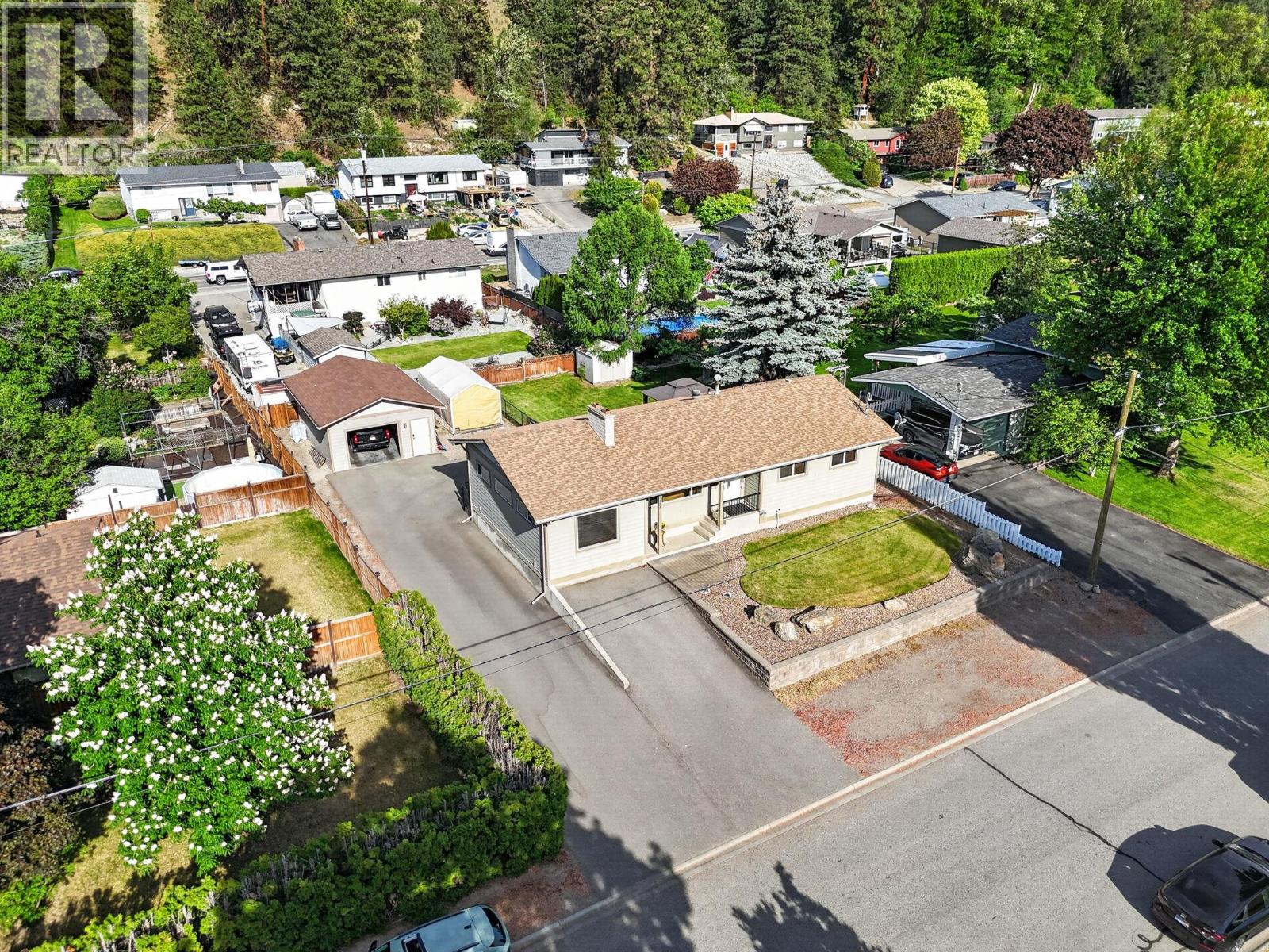 1355 Pasadena Road - 2