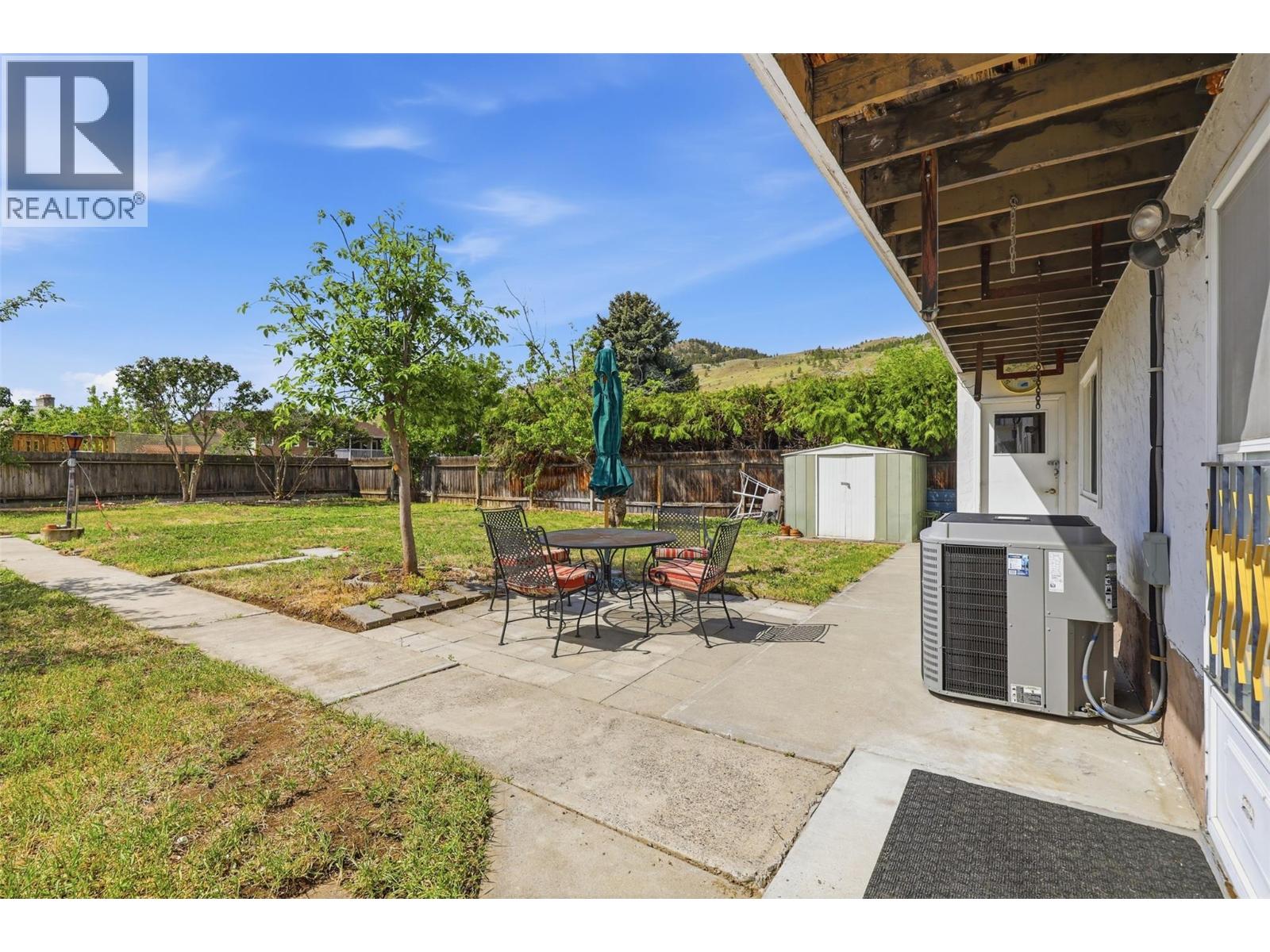 833 MCARTHUR Drive - 36