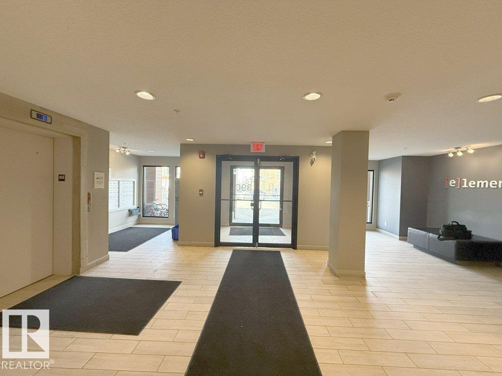 #429 390 WINDERMERE RD NW - 28