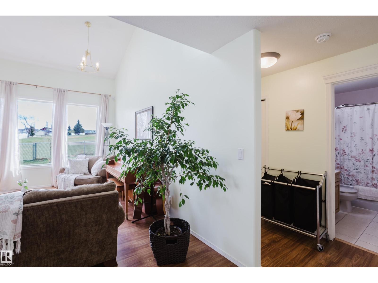 115 West Liberty CR — photo 6