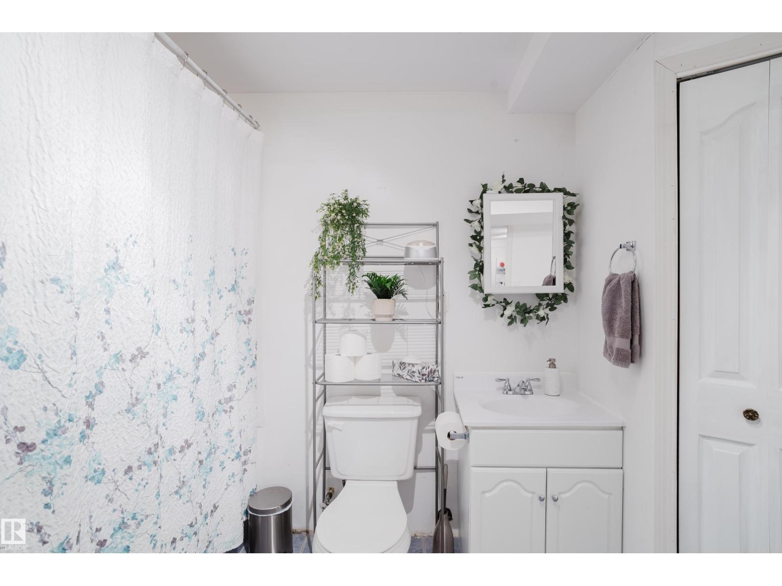 115 West Liberty CR — photo 64