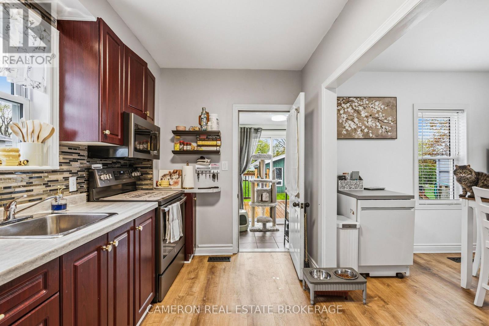 537 GLOUCESTER STREET N - 14