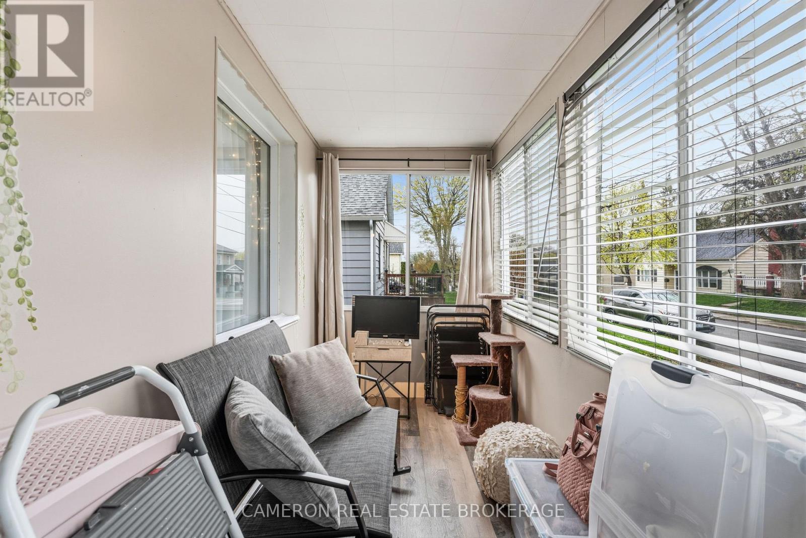 537 GLOUCESTER STREET N - 22