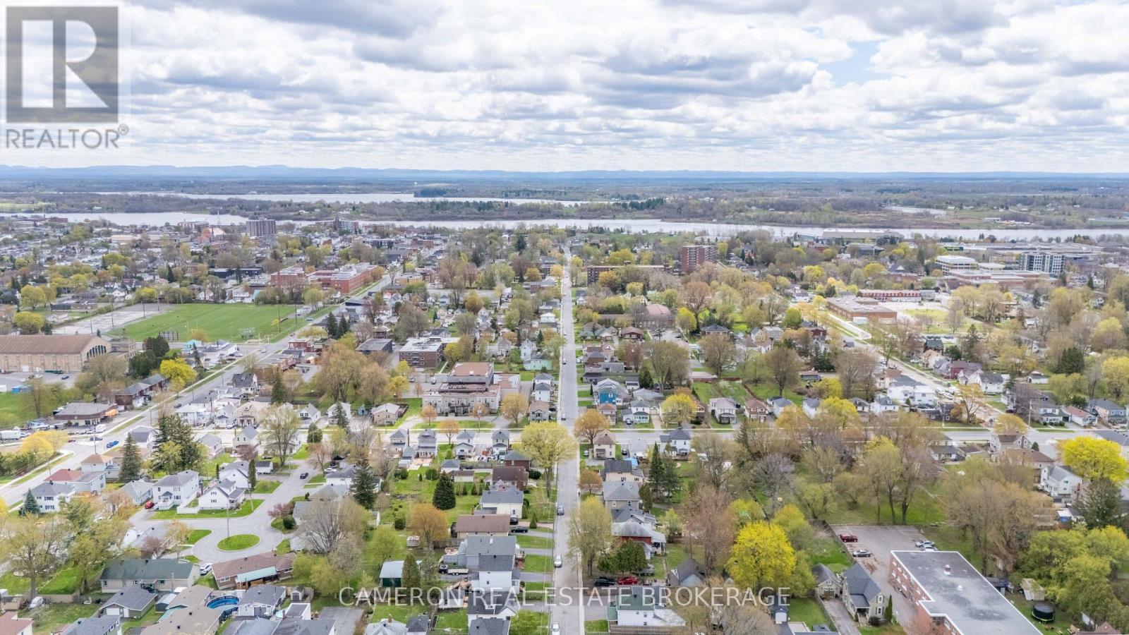 537 GLOUCESTER STREET N - 45