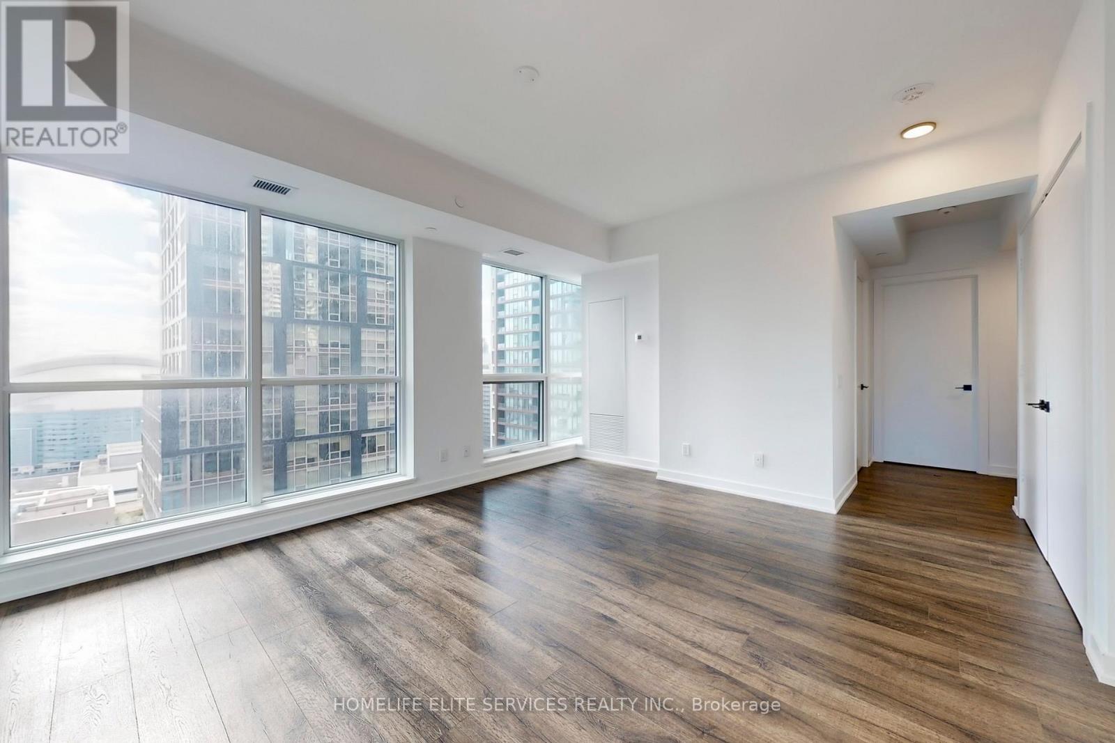 #702 327 KING STREET W - 12