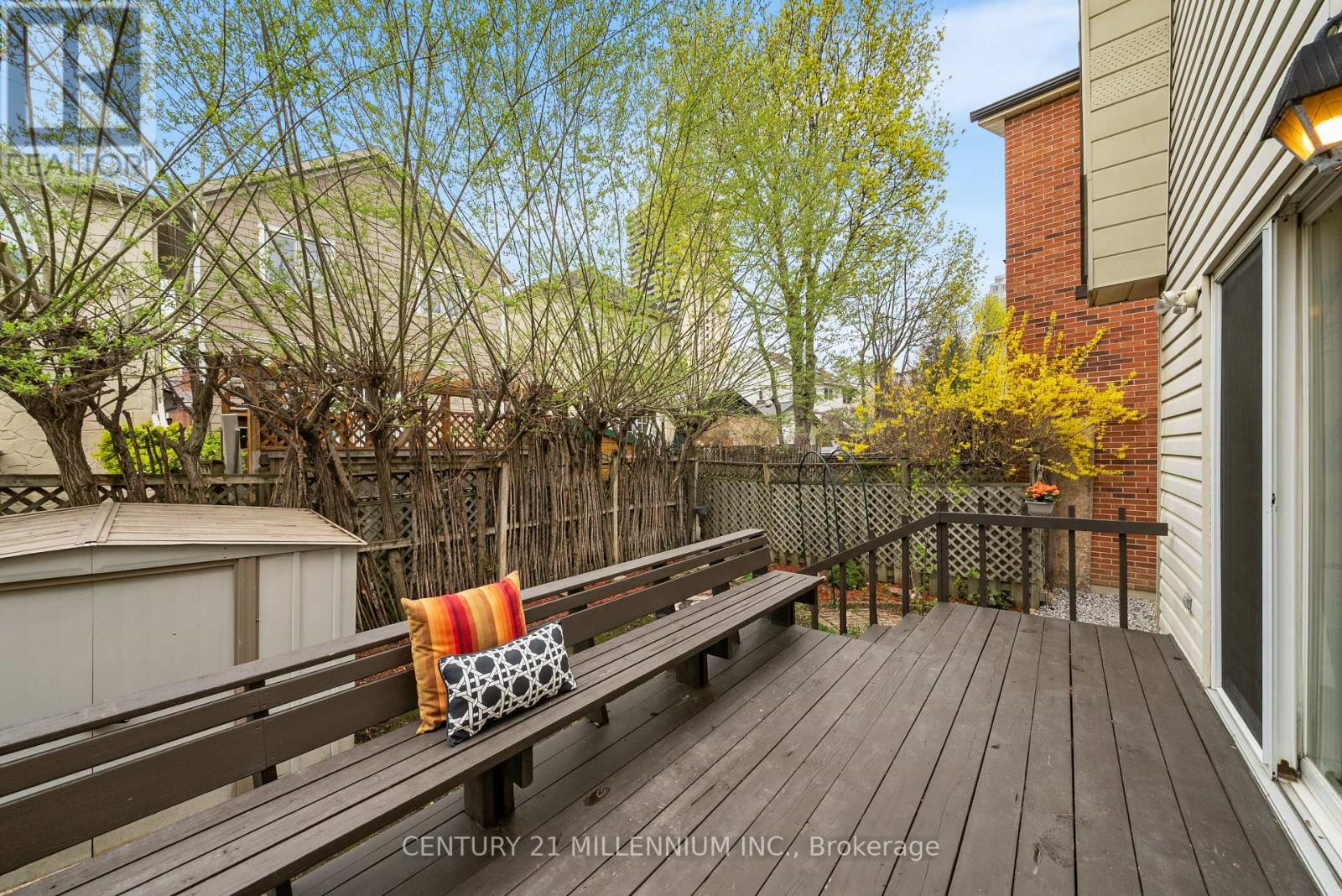 134 HELENDALE AVENUE - 33