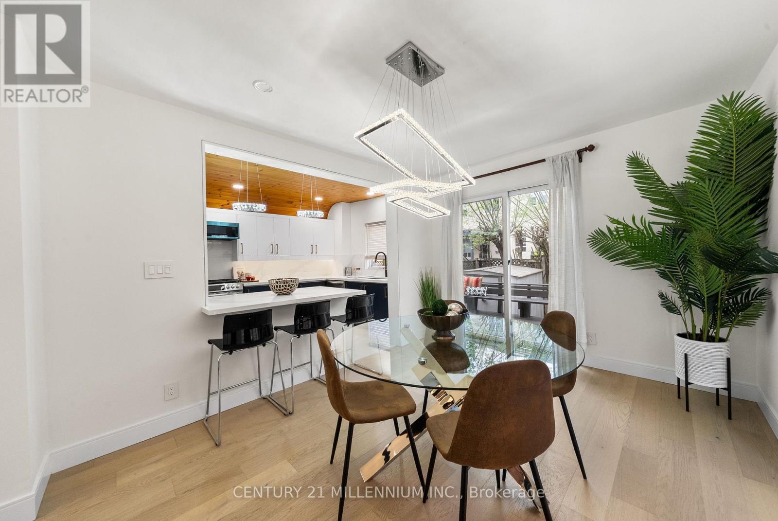 134 HELENDALE AVENUE - 9