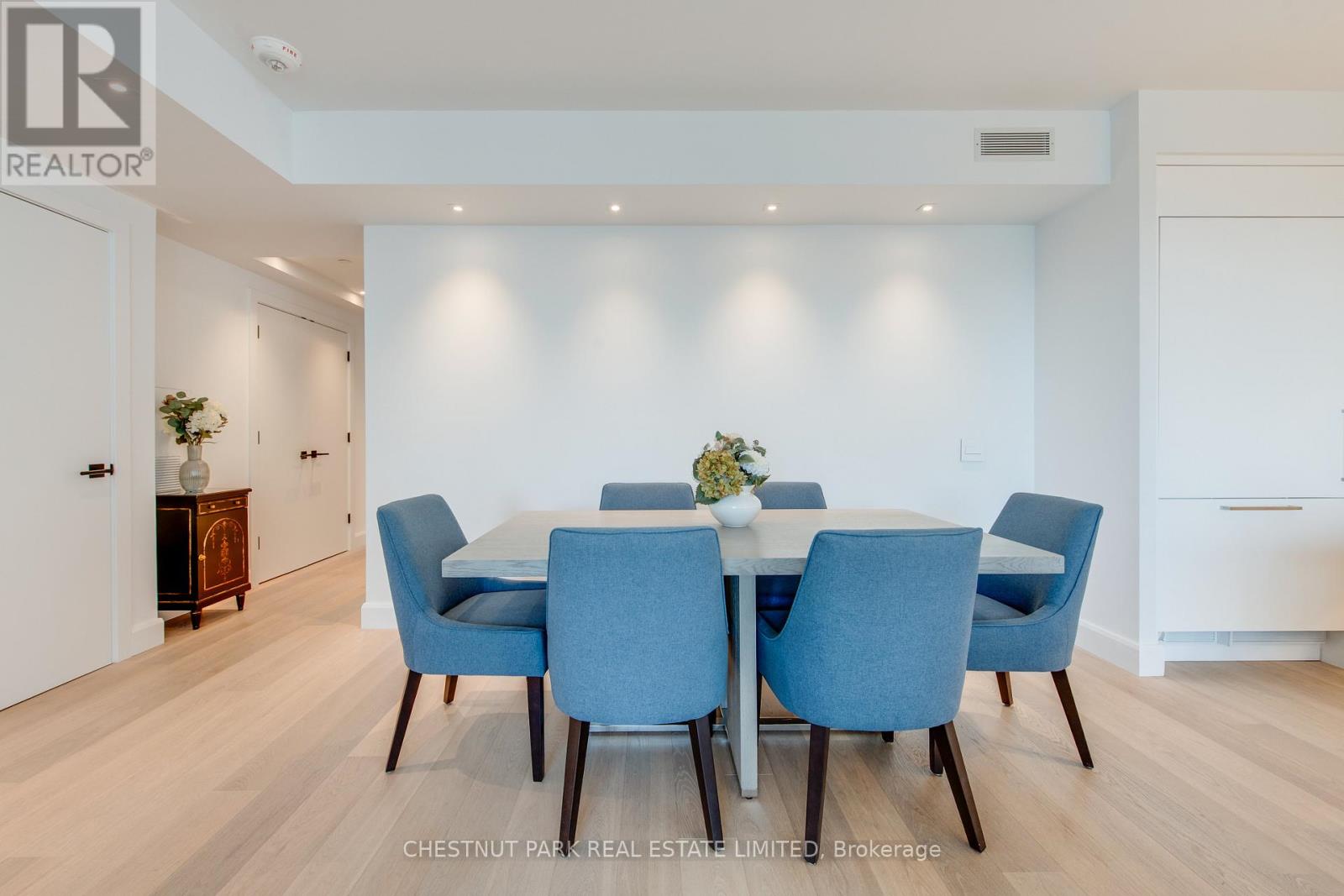 #2703 200 CUMBERLAND STREET - 5