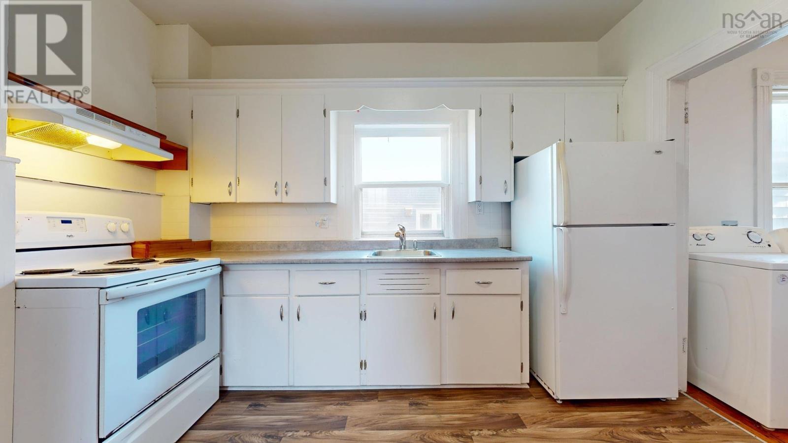 Property 36 of 47 of 2683-87 Fuller Terrace