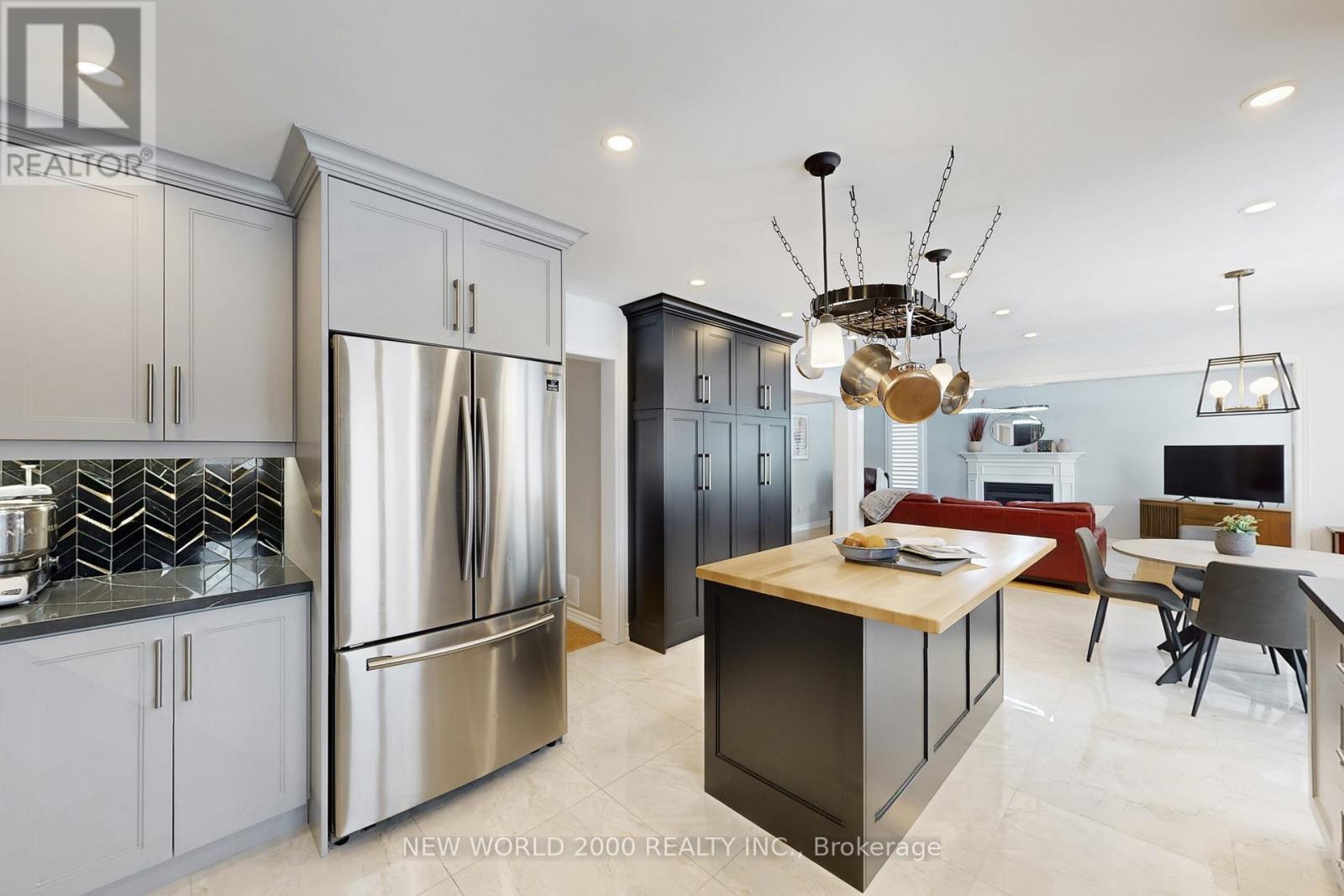 7 FINNEGAN PLACE - 13