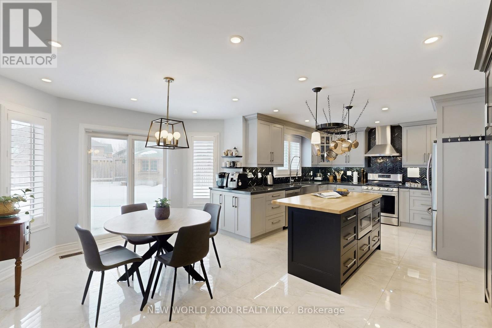7 FINNEGAN PLACE - 16