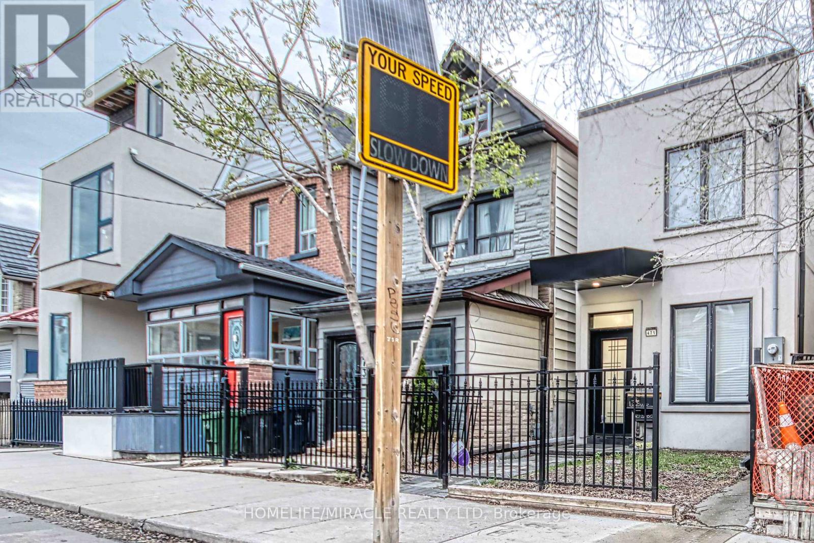 471 JONES AVENUE - 2