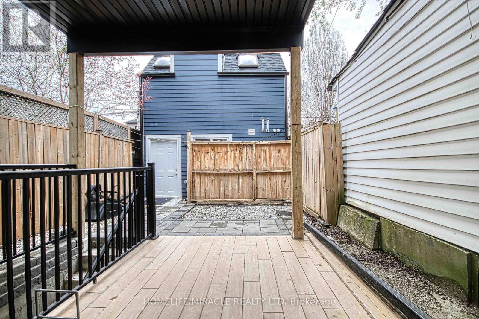 471 JONES AVENUE - 4