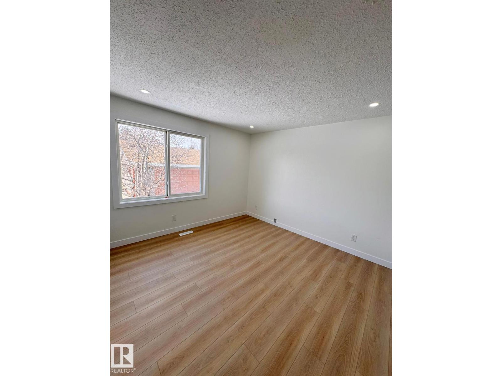 20 Hunt Road NW - 13