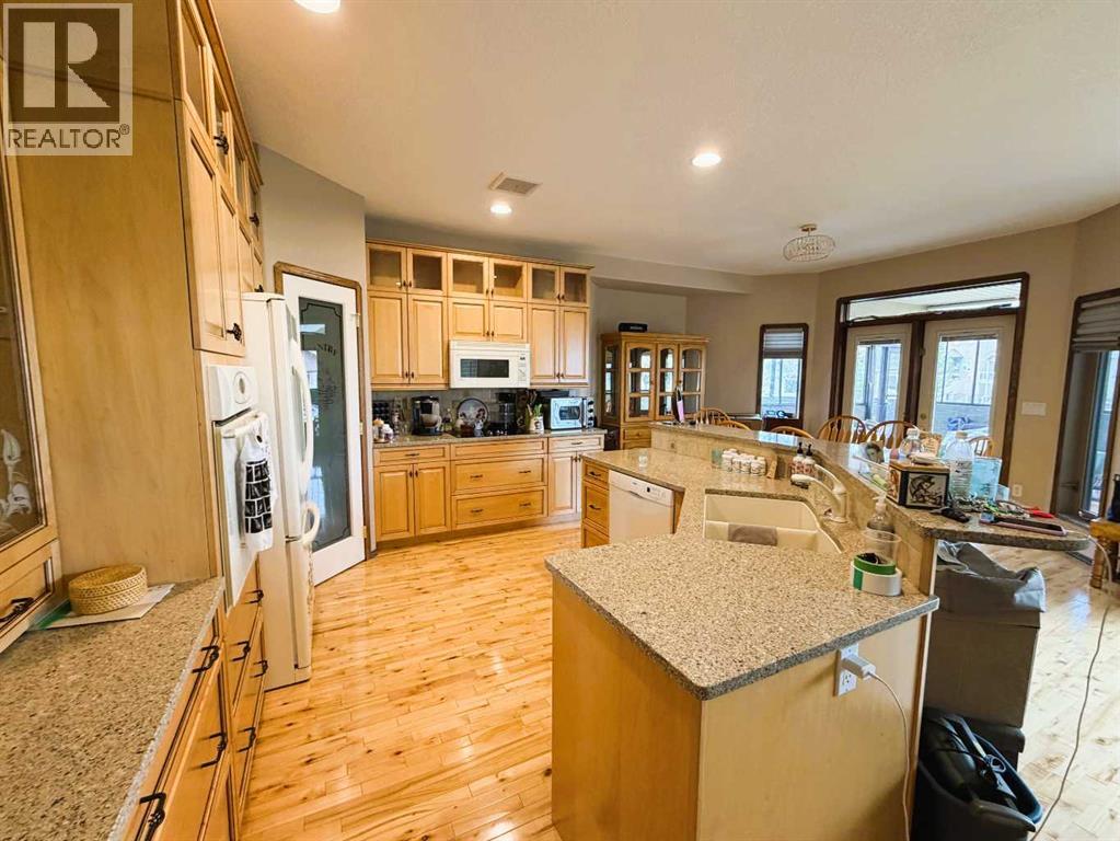 144 Sundance Road SW - photo 5